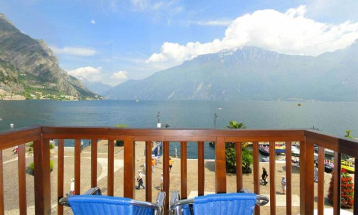 Hotel Sole - Limone Лімоне-суль-Гарда Екстер'єр фото