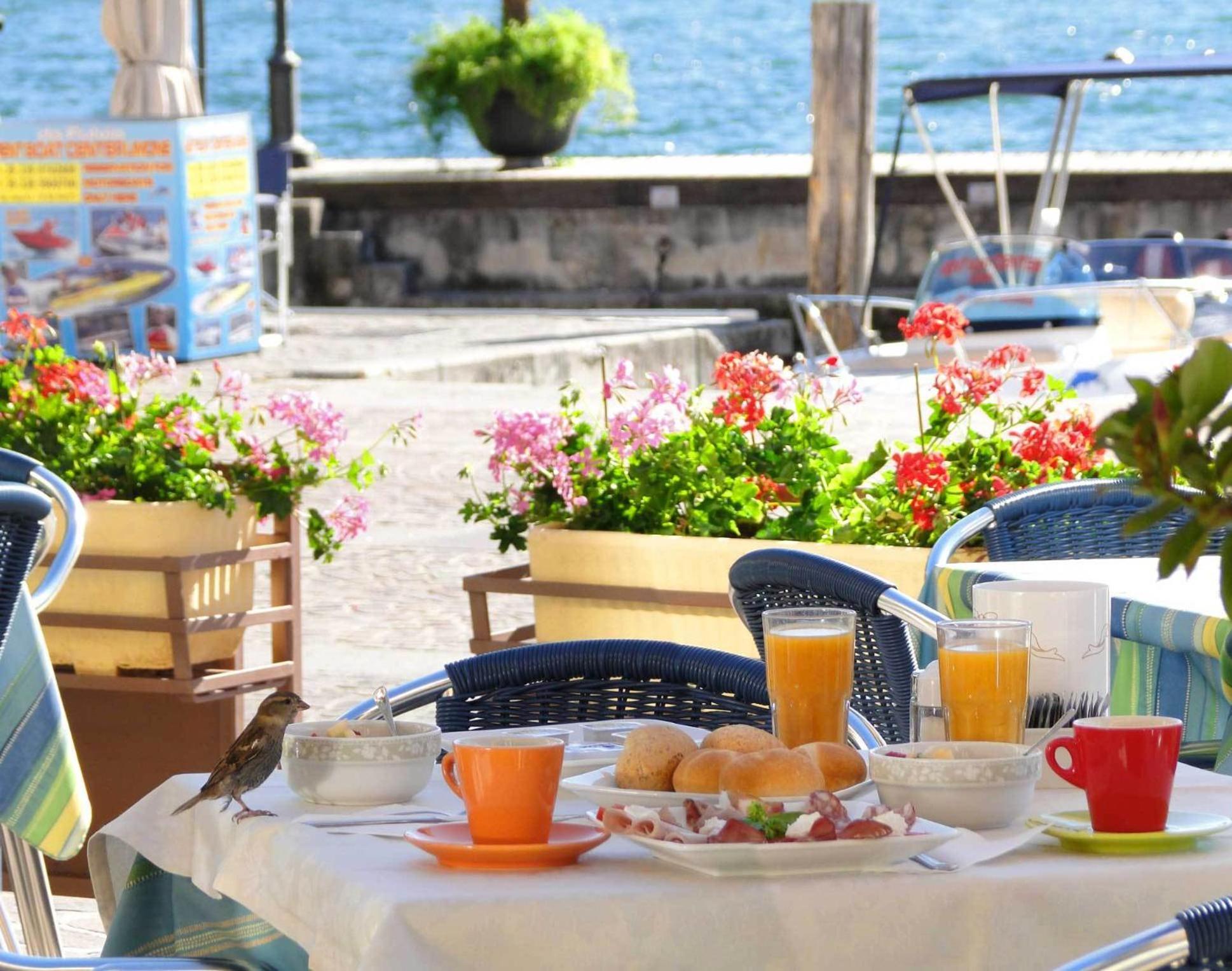 Hotel Sole - Limone Лімоне-суль-Гарда Екстер'єр фото